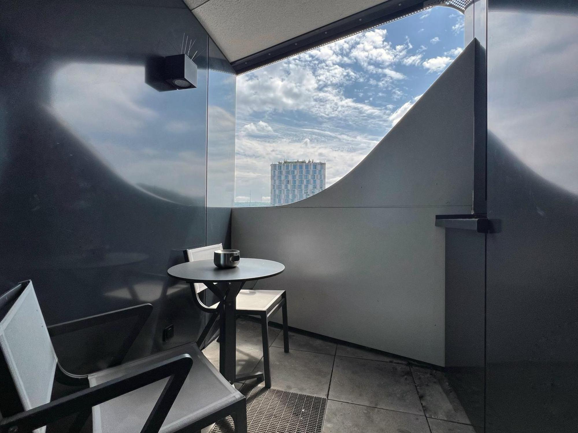 Suites Im Cloud Stuttgart Eksteriør billede