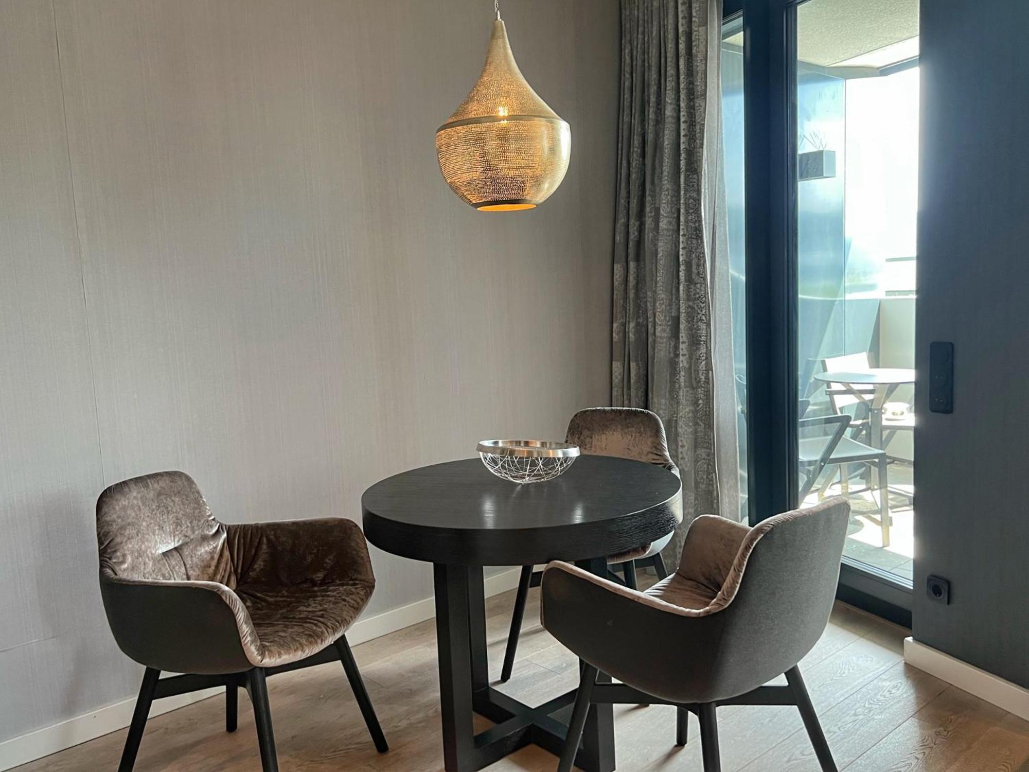 Suites Im Cloud Stuttgart Eksteriør billede