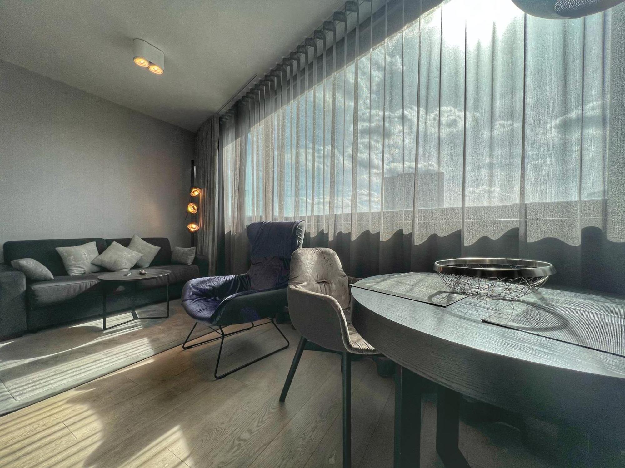 Suites Im Cloud Stuttgart Eksteriør billede